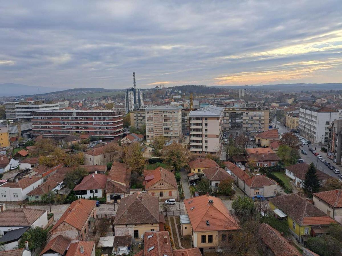 Apartman Sa Panoramom Kruševac Dış mekan fotoğraf